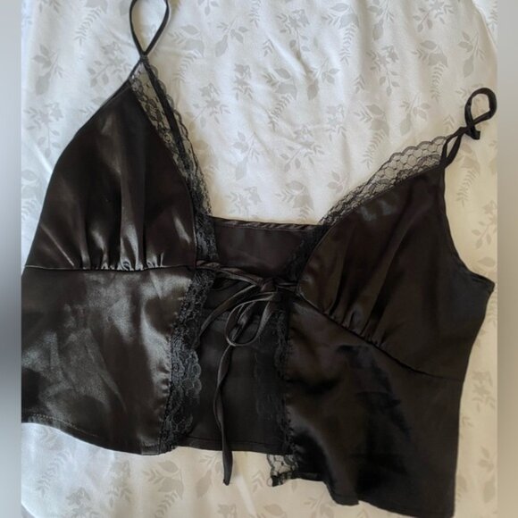 Lace tie top - Picture 1 of 1